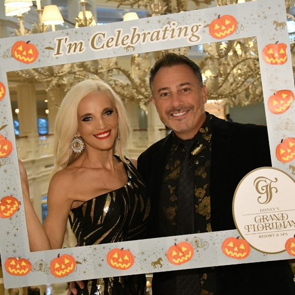 Meet your seller ❤❤ - Picture 2 of 7